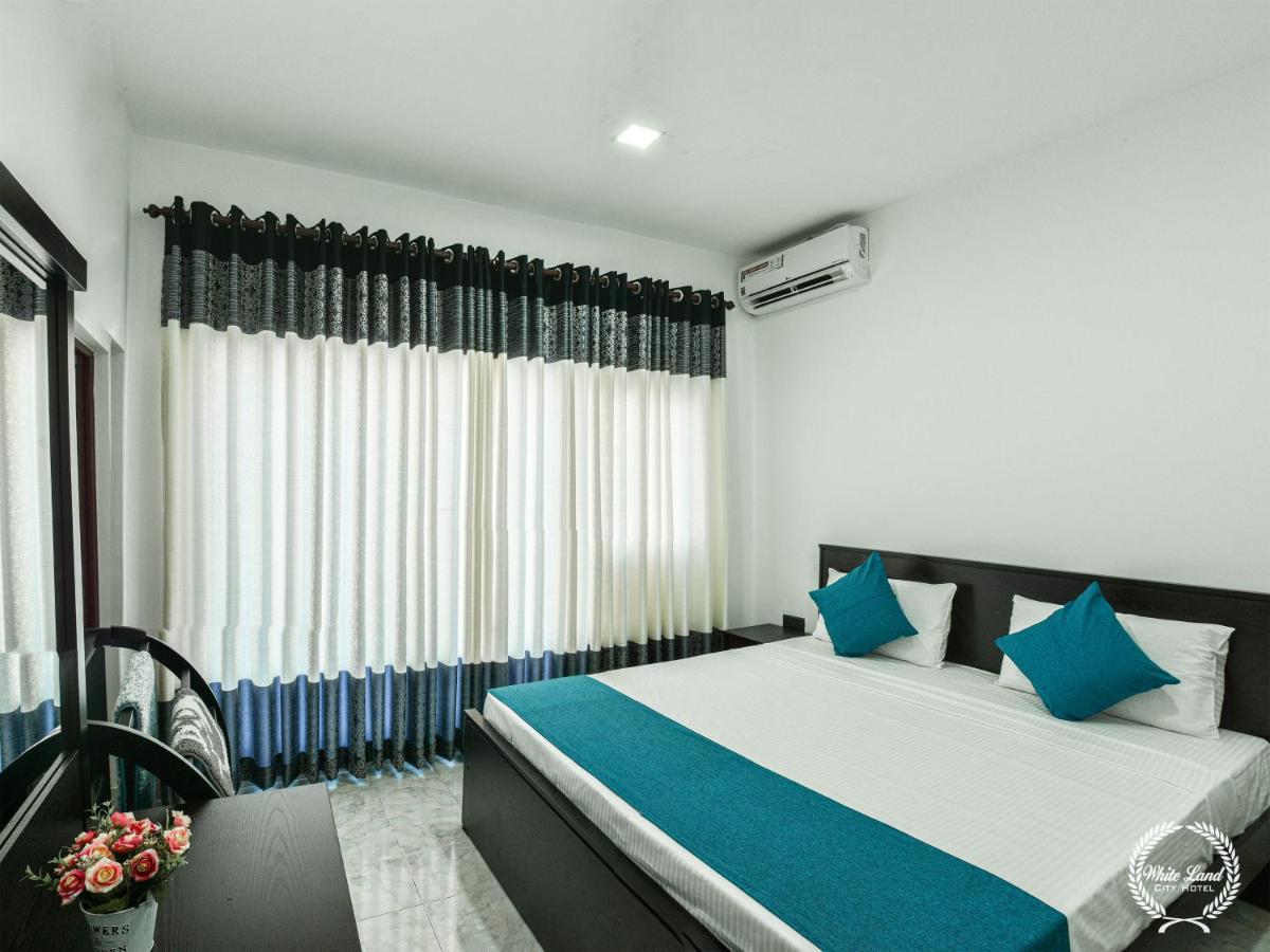 דמבולה White Land City Hotel מראה חיצוני תמונה