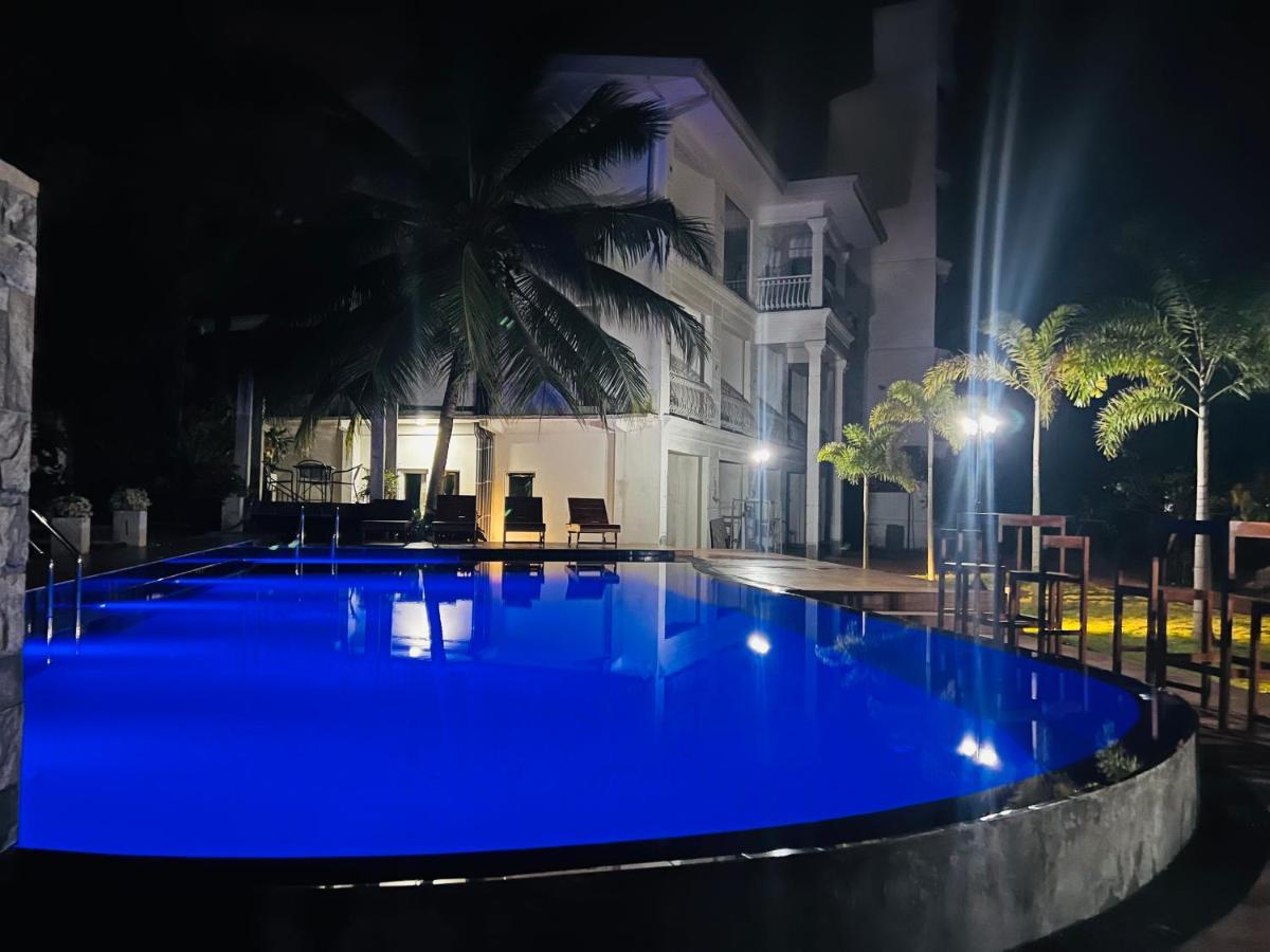 דמבולה White Land City Hotel מראה חיצוני תמונה