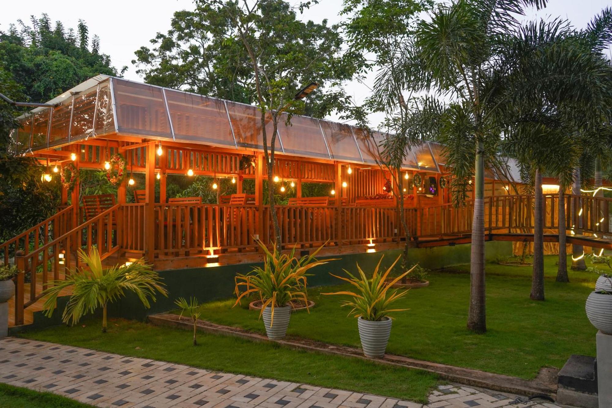 דמבולה White Land City Hotel מראה חיצוני תמונה